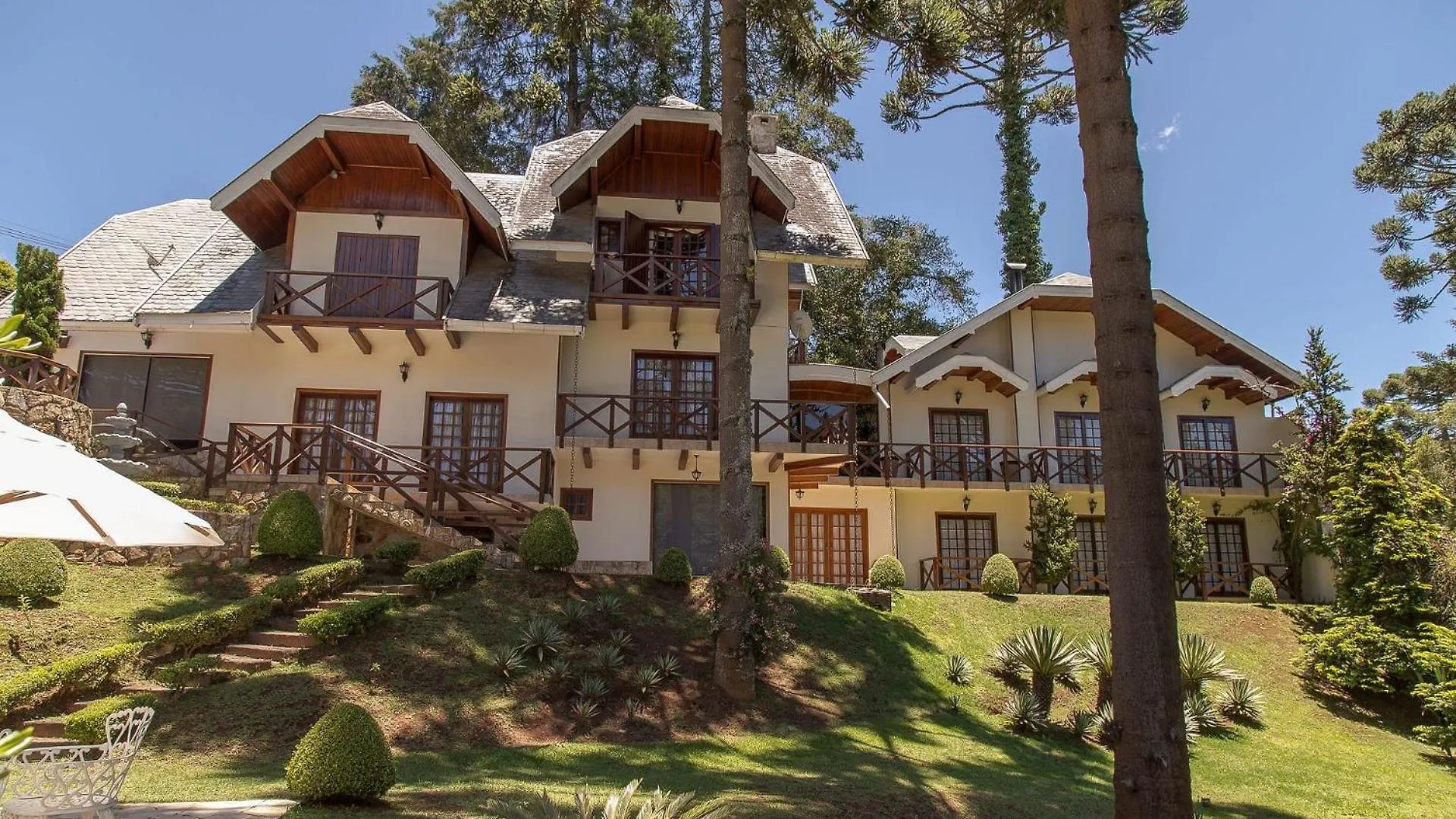 Pousada D'Lines Campos do Jordao 0*,  Brazil